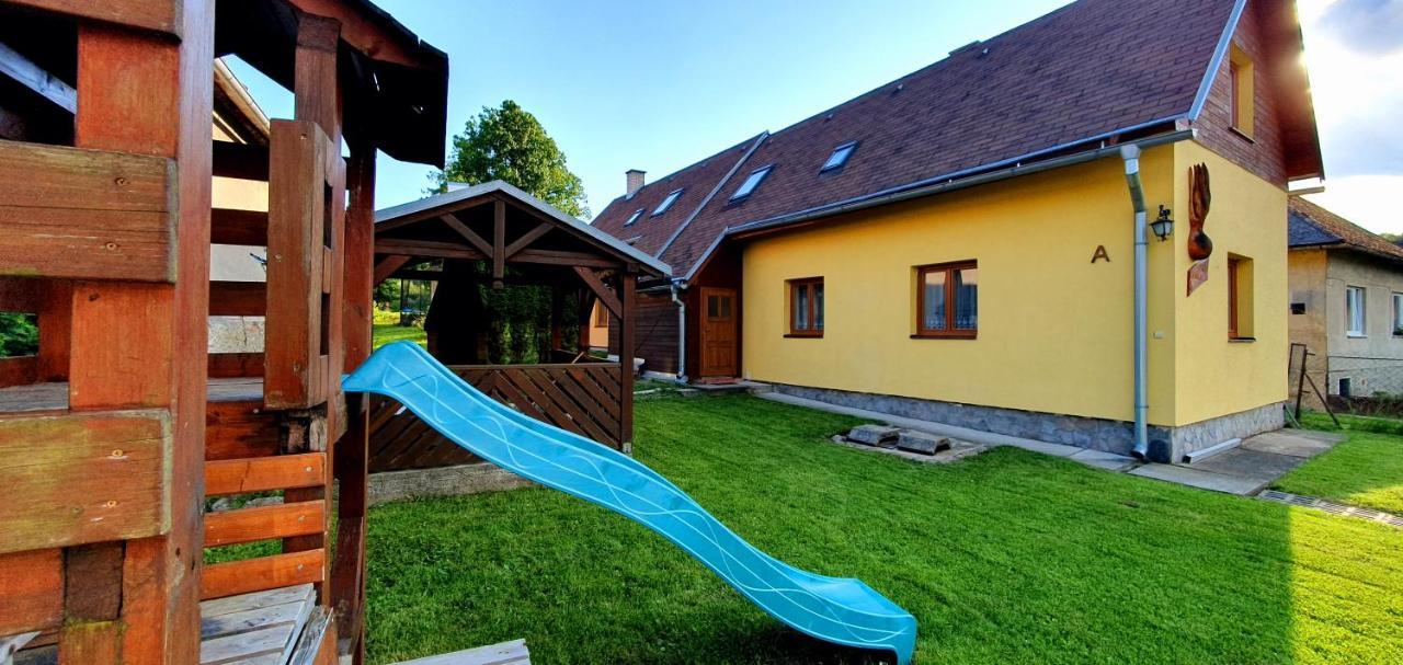 Vilka Cibulka A Chata Cesnacik Izipovce Luaran gambar