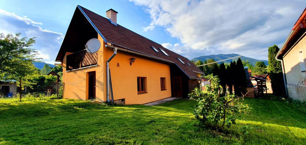 Vilka Cibulka A Chata Cesnacik Izipovce Luaran gambar